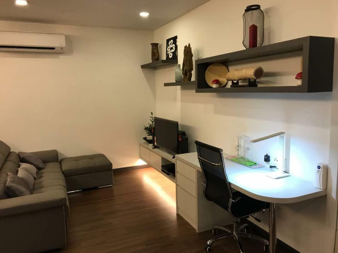 Silk Sky Residence Seri Kembangan Exterior foto
