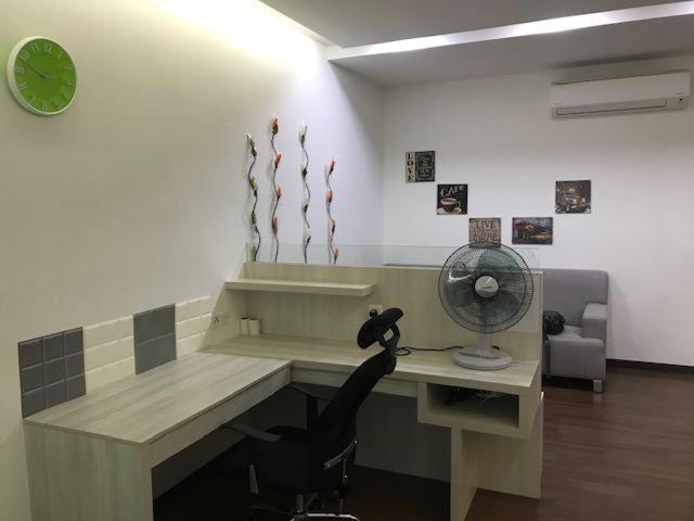 Silk Sky Residence Seri Kembangan Exterior foto